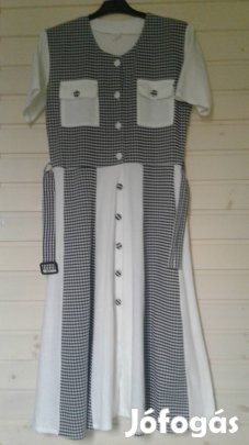 Hosszú, egyrészes ruha