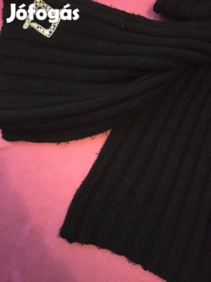 Hosszú fekete vastag kötött sál