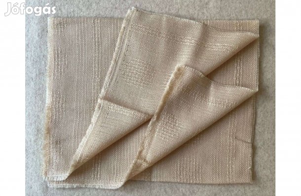 Hosszú futó terítő