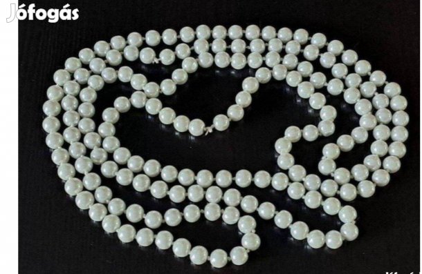 Hosszú gyöngysor