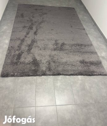 Hosszú szálú szőnyeg