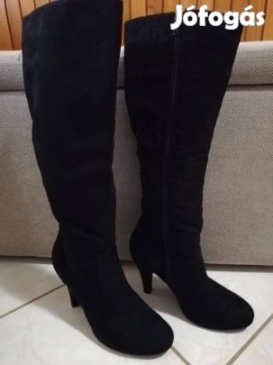 Hosszú szárú csizma