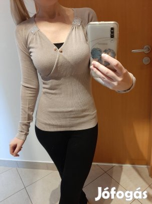 Hosszú ujjú felsők, pulcsik, kardigánok, ingek