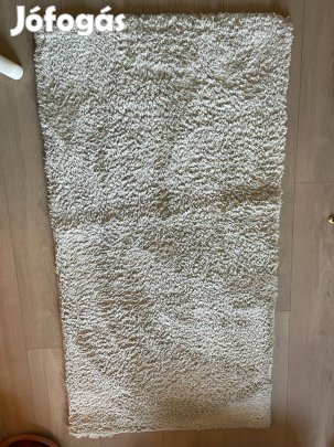 Hosszúszálú szönyeg