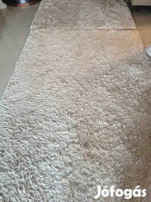 Hosszúszálú szőnyegek eladók