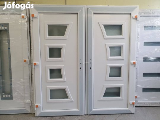 Hőszigetelt kültéri bejárati ajtó Ingyen Szállítva 98x208 cm