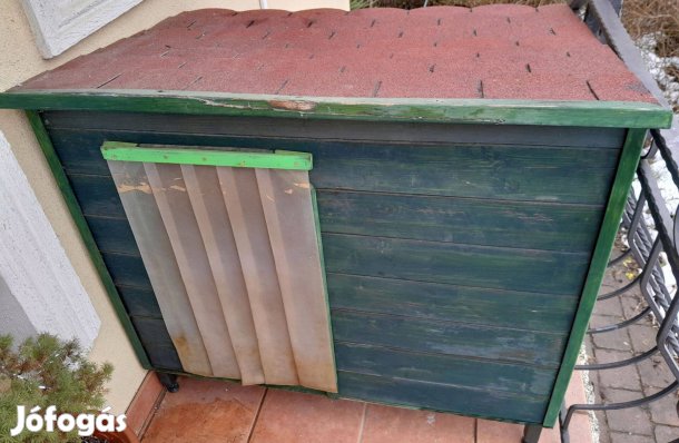 Hőszigetelt kutyaház hőfüggönnyel XL nagytestű kutyának