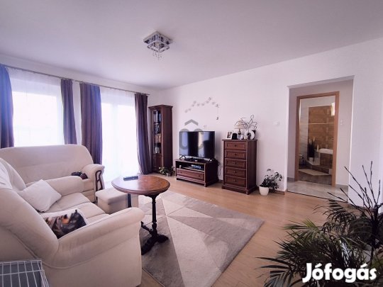 Hőszivattyú + padlófűtés + 2025 - Zalaboldogfán könnyűszerkezetes ház