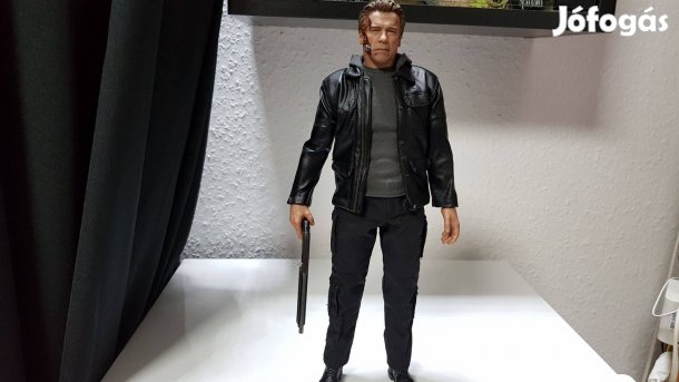 Hot Toys Terminator Genisys