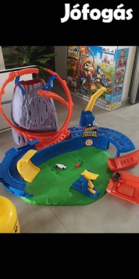 Hot Wheels autókilövő pálya