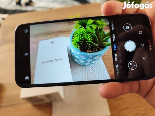 Huawei P20 Lite Hibátlan működéssel,Törött hátlappal