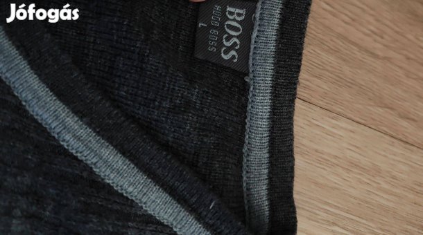Hugo Boss kötött férfi pulóver L