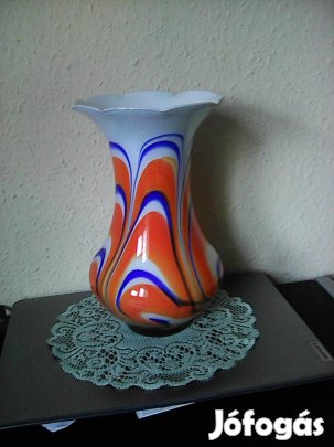 Hullámos szélű üveg váza 29 x 16 cm