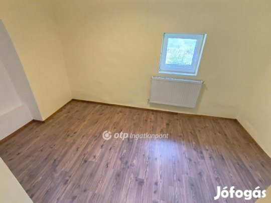 Hunyai eladó 68 nm-es ház