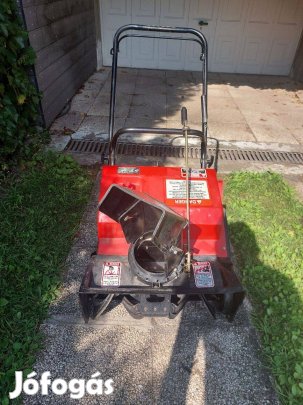 Hurrá, esik a hó hómaró