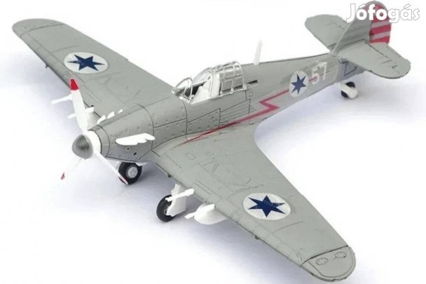 Hurricane repülő makett 1/48