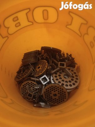 Húsdaráló tárcsák-kések