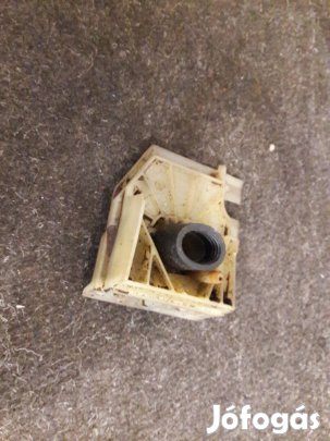 Husqvarna 136 láncfűrész gyári karburátor szívócsonk közdarab