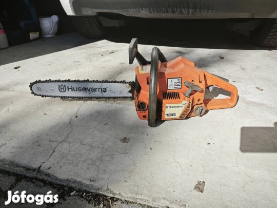 Husqvarna 136 új lánccal és láncvédővel