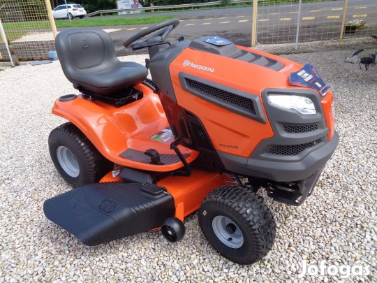 Husqvarna 22 Le USA 2 hengeres fűnyírótraktor fűnyíró traktor