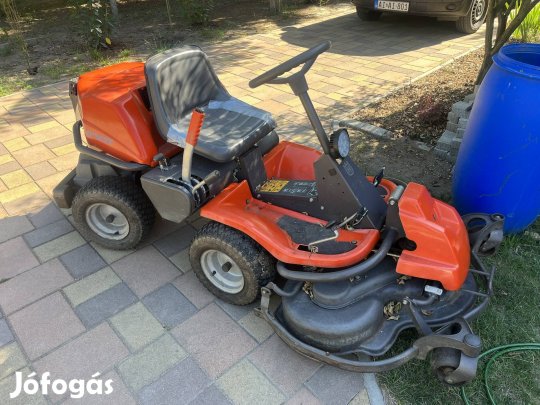 Husqvarna 4x4 rider fűnyírótraktor fűnyíró traktor