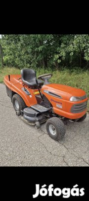 Husqvarna Cth172 hidrováltós fűnyíró traktor Kohler 17 lóerős motor