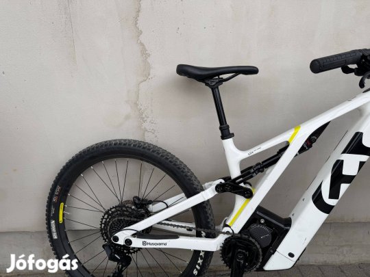 Husqvarna Lc4 karbon elektromos kerékpár