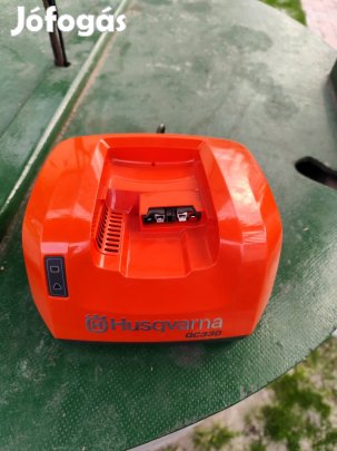 Husqvarna QC 330 töltő hibás