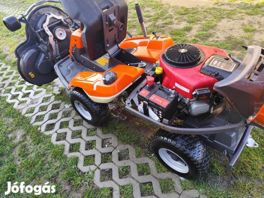 Husqvarna R214t rider