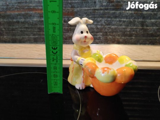 Húsvét nyuszis porcelán