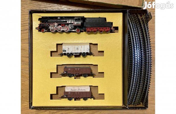 Húsvéti ajándék ötlet! TT Zeuke terepasztalt szet nagy gőzmozdonnyal