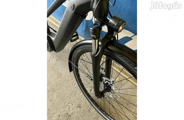 Husvéti akciok, Hercules Futura 28", 49cm Bosch ebike