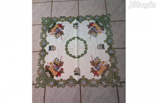 Húsvéti elegáns terítő 85 x 85 cm - Újszerű - 3 féle