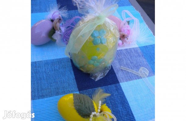 Húsvéti tojások dekoráció + tojás alakú gyertya