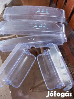 Hűtő ajtóra 2db új műa vajtartó egybe a kettő