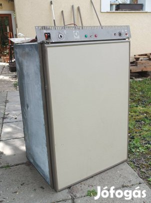 Hűtő lakóautóhoz