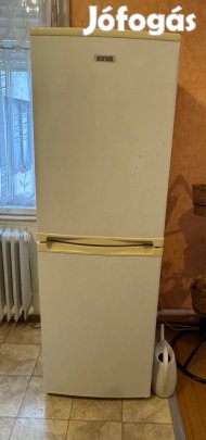 Hűtőszekrény