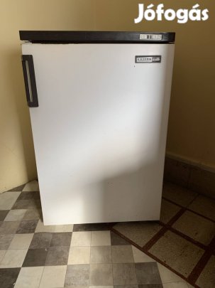 Hűtőszekrény