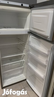 Hűtőszekrény Fagyasztóval Totalfrost
