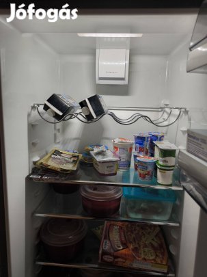 Hűtőszekrény 