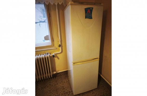 Hűtőszekrény- kombinált