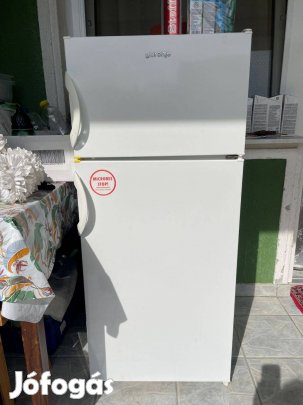 Hütöszekrény eladó