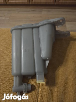 Hűtővíz tartály VW csoport Audi A5 B8