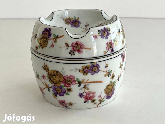 Hüttl Tivadar, Aquincum virágmintás porcelán tálka és hamuzó, hamutál
