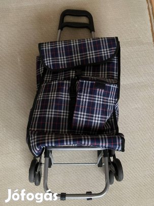 Húzható bevásárló táska