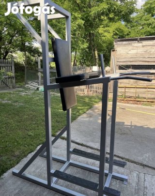 Húzódzkodó Tolódzkodó Hasazó Hátgép Mellgép Atlas Technogym