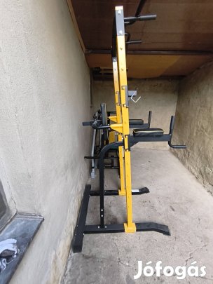 Húzódzkodó,tolódzkodó állvány 