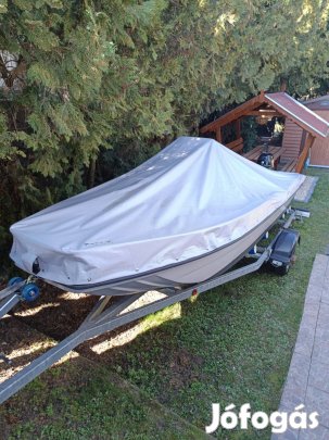 Hy5.0 Fish katamarán horgászcsónak