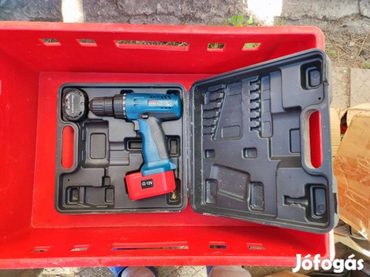 Hyndai akkus behajtó eladó hiányos