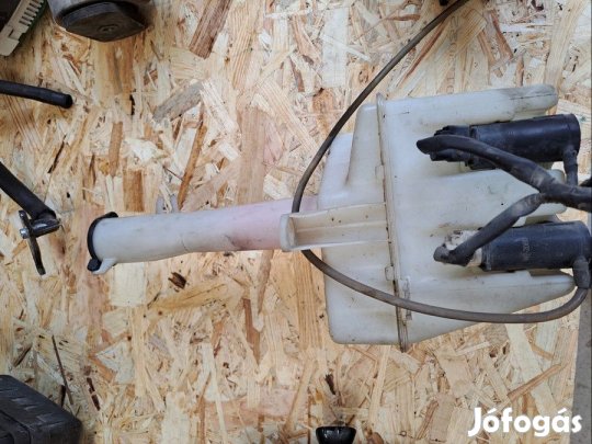 Hyundai Coupe (1997-2002) Ablakmosótartály